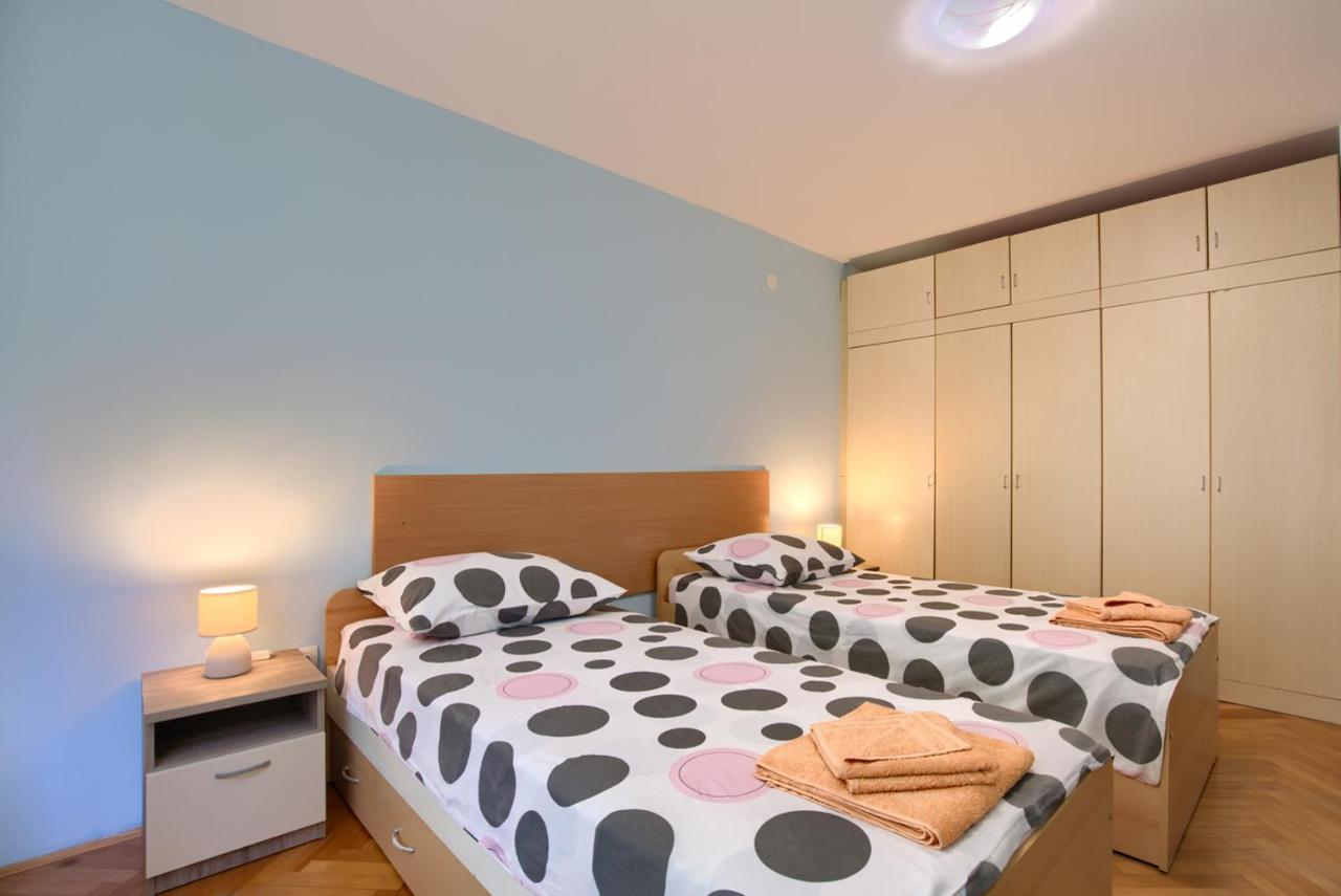 Apartment Stefan พูลา ภายนอก รูปภาพ