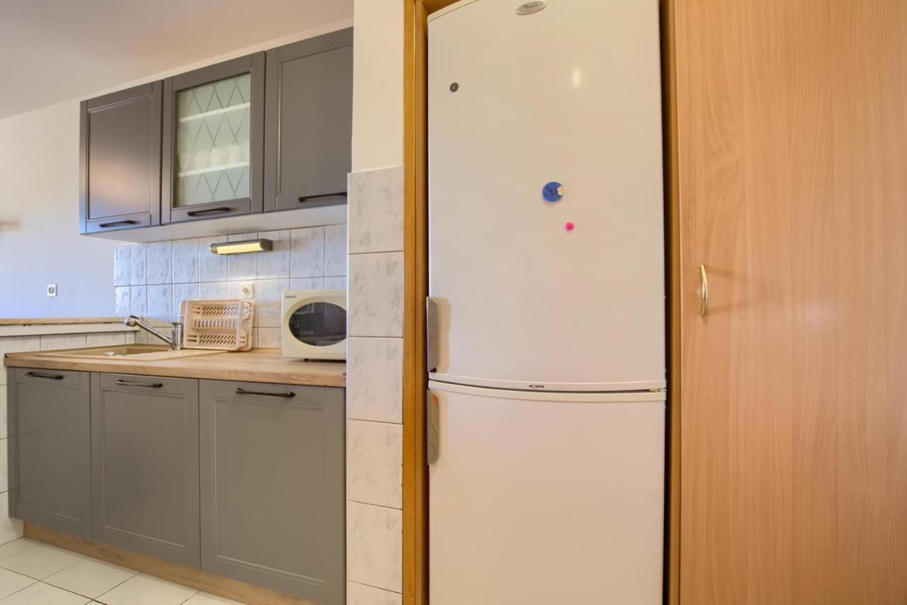 Apartment Stefan พูลา ภายนอก รูปภาพ